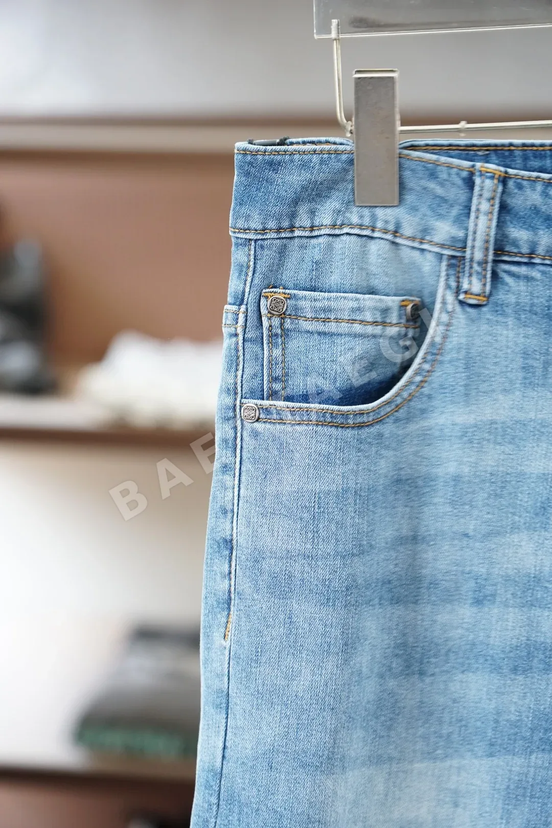 로에베 울트라씬 미니멀리스트 데님 남성 반바지 상세 이미지 3