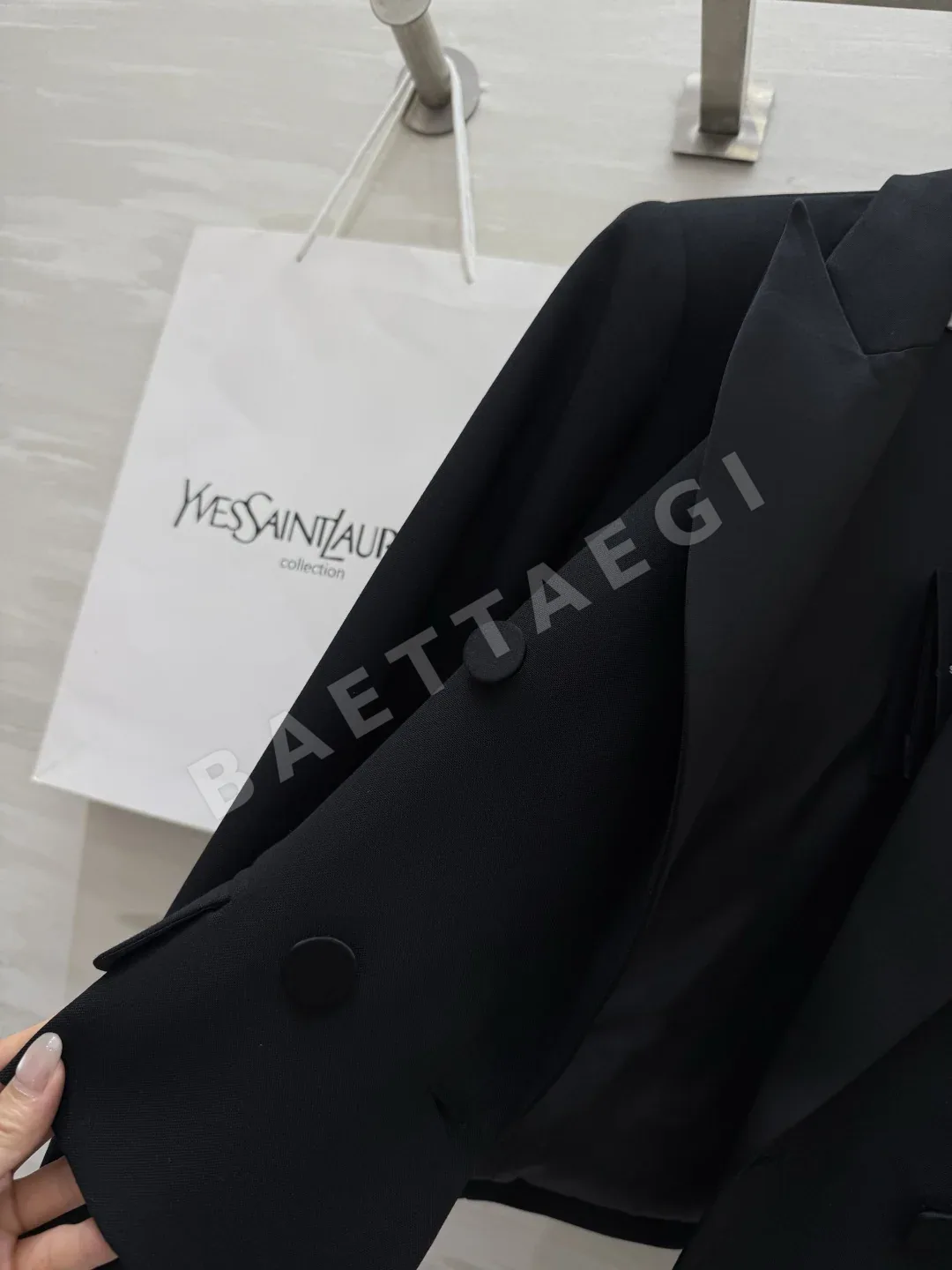 생로랑 피크드 라펠 울 자켓 상세 이미지 5