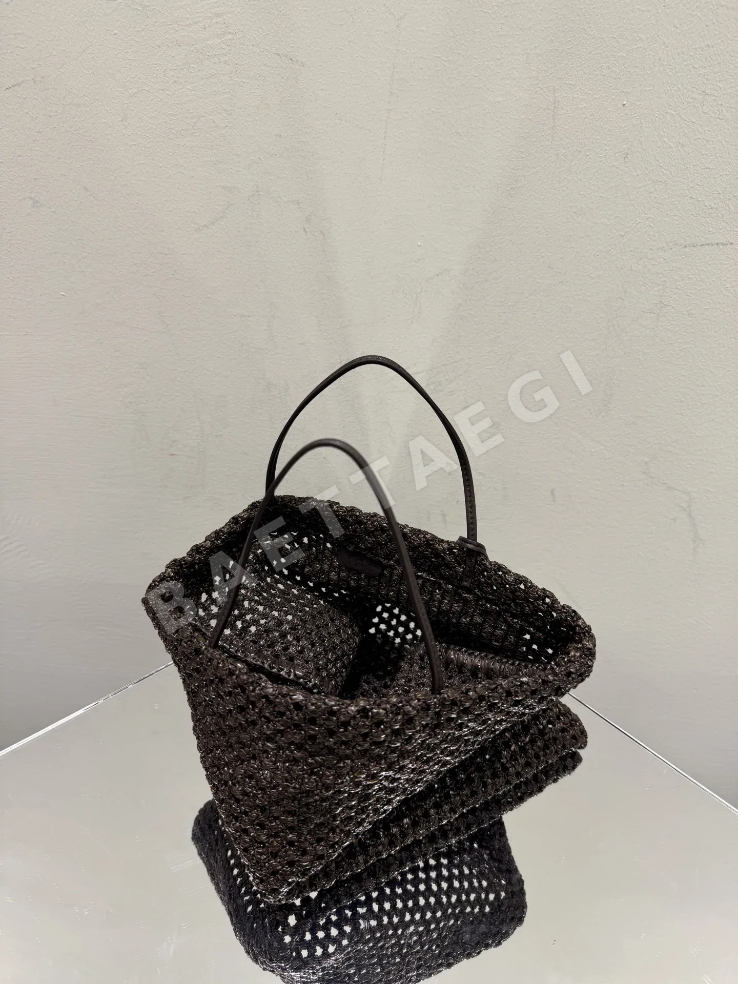 더로우 라피아 토트백 상세 이미지 8