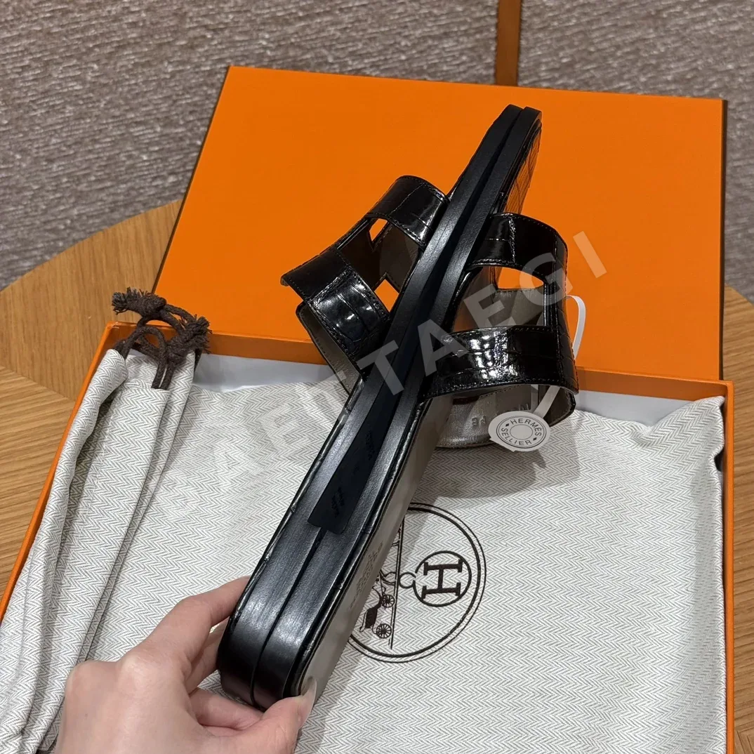 에르메스 오란 샌들 black alligatore H 컷아웃 상세 이미지 4