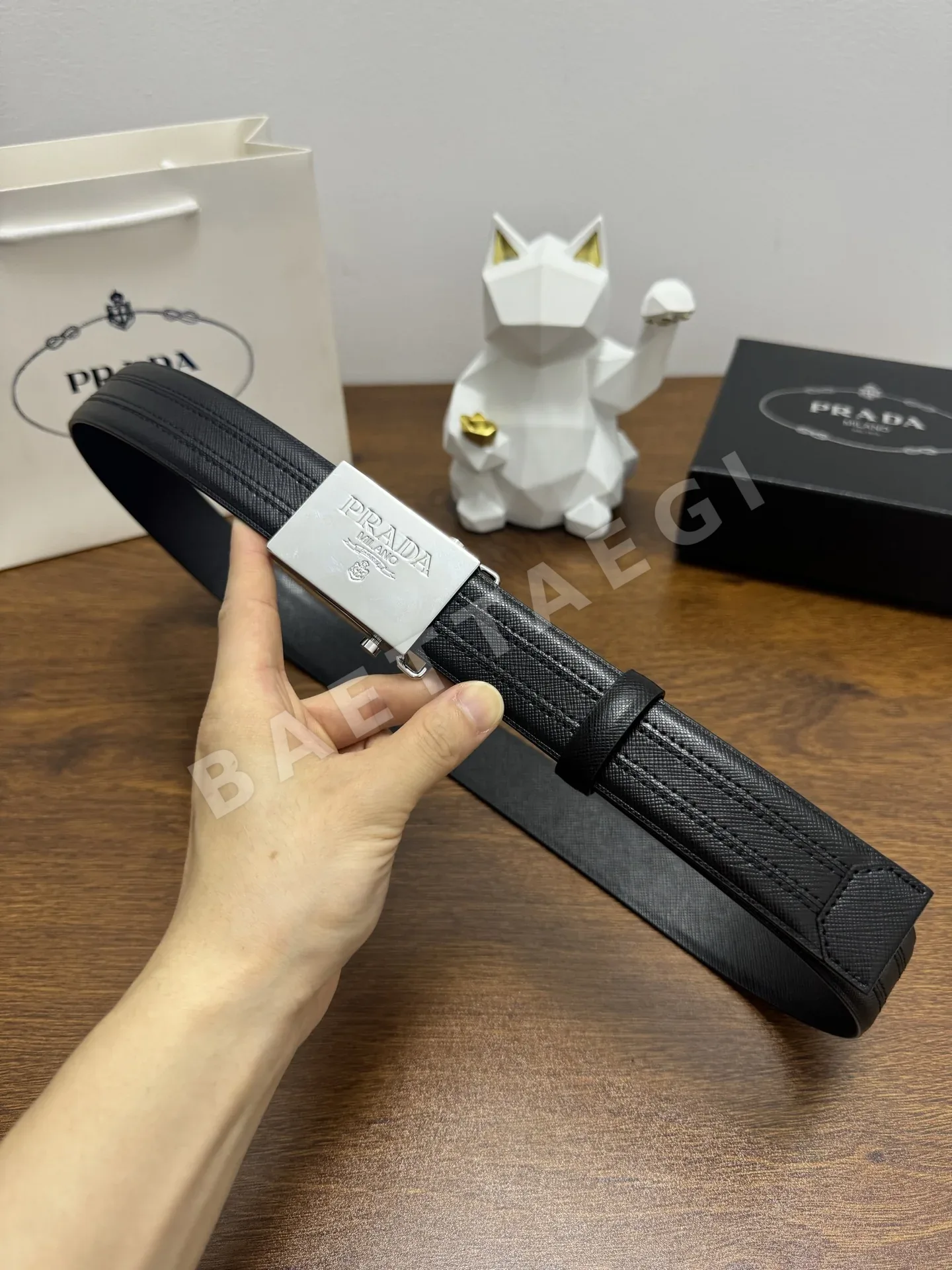 프라다 교차 직조 소가죽 벨트 상세 이미지 7