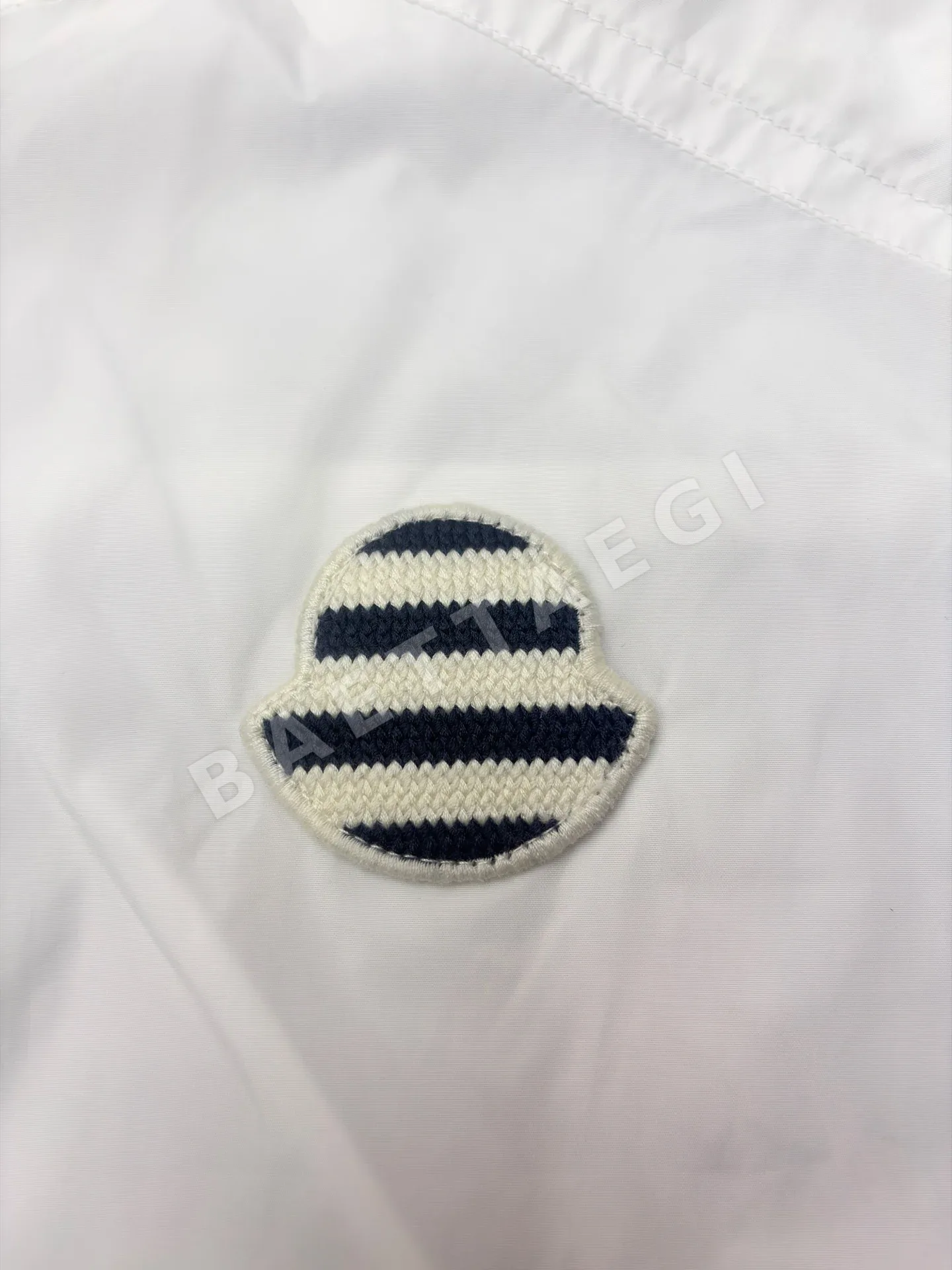 몽클레르 남성 나일론 자켓 상세 이미지 3