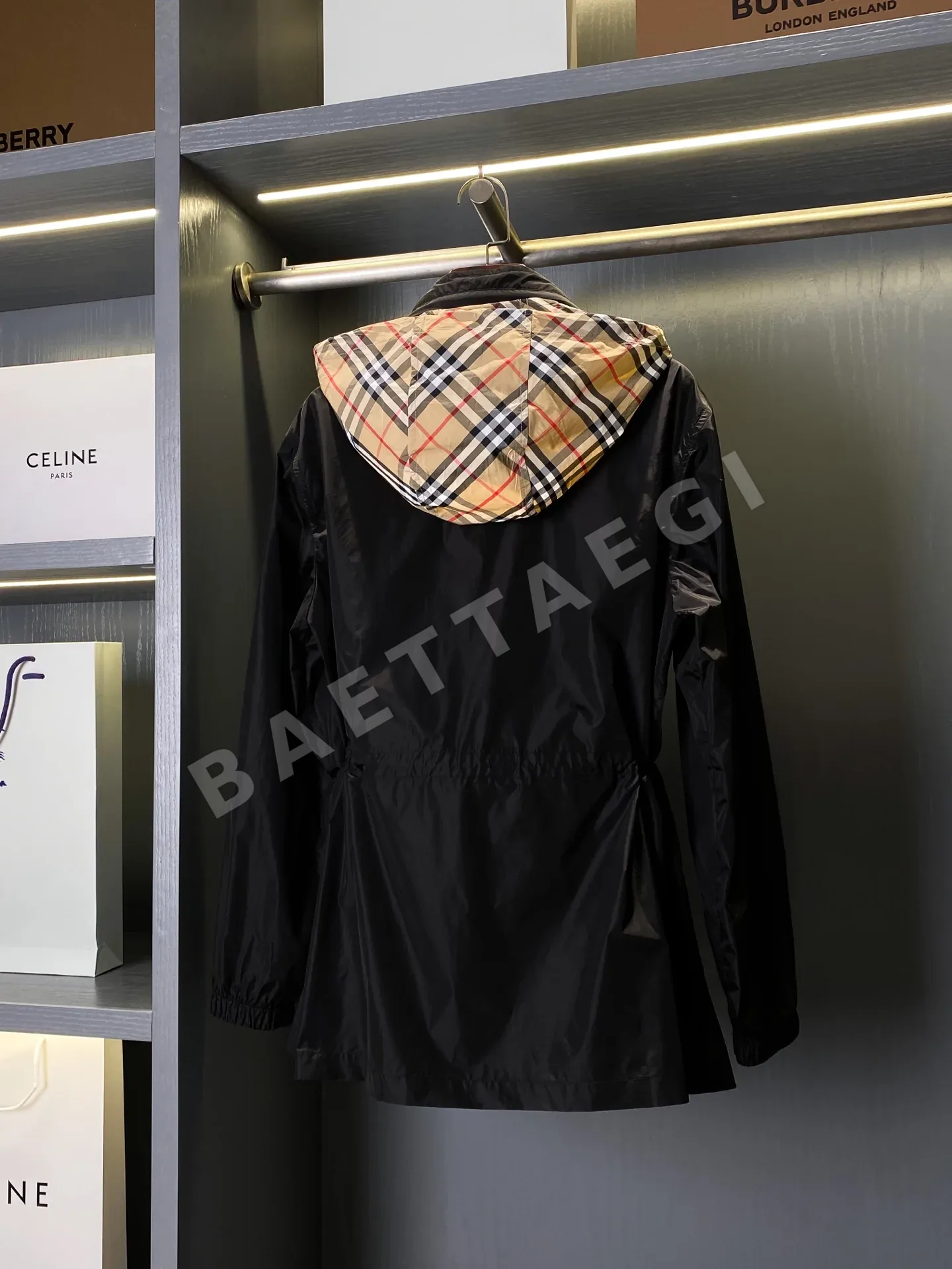 버버리 나일론 방풍 여성 자켓 상세 이미지 9