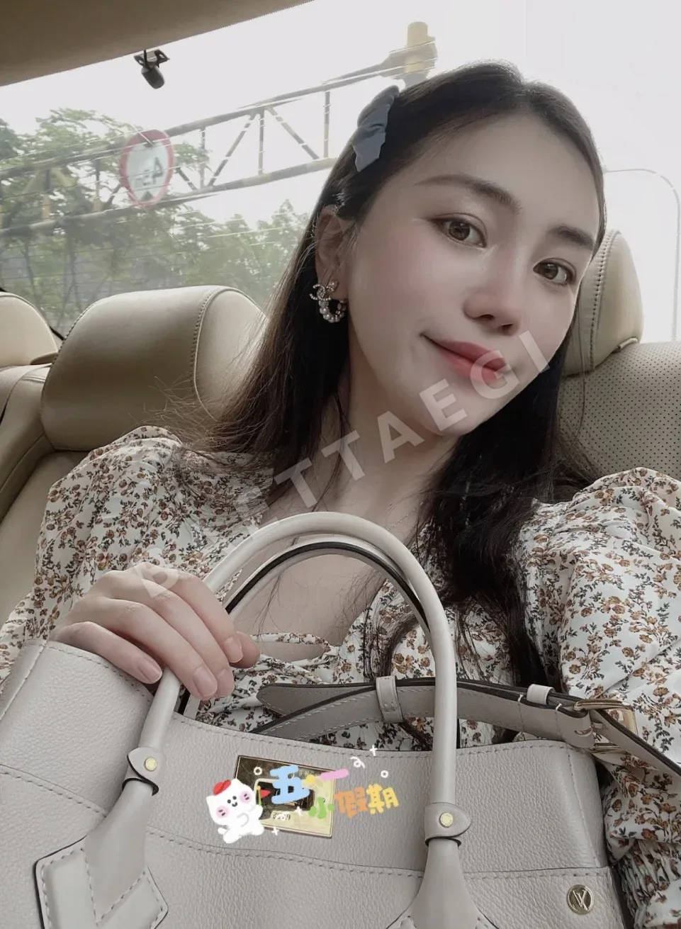 샤넬 커브 진주 더블 C 귀걸이 상세 이미지 2