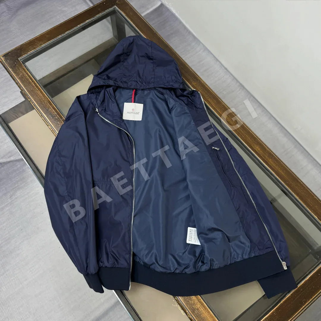 몽클레르 후드 윈드브레이커 남성 자켓 상세 이미지 7