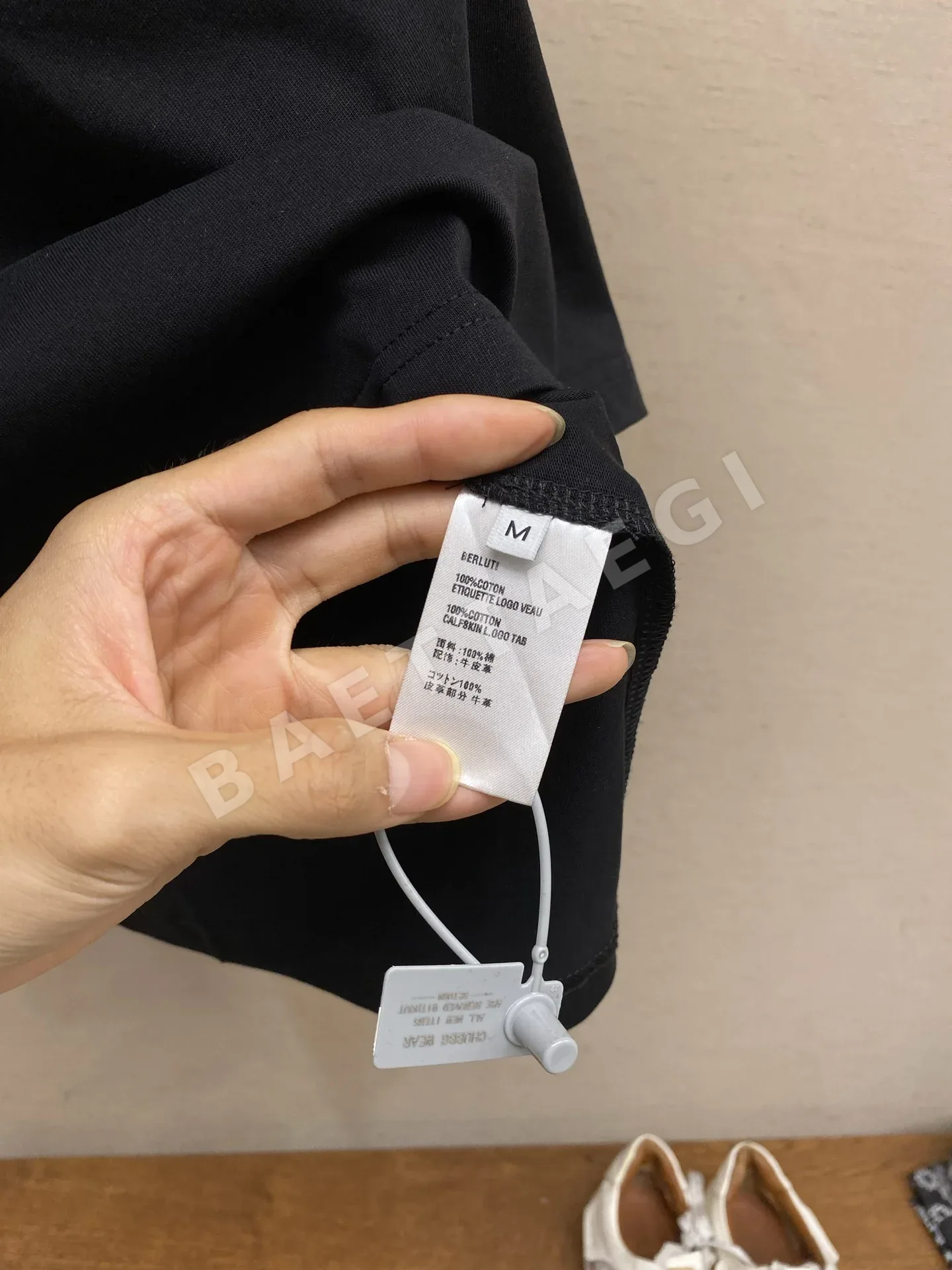 벨루티 크루넥 로고 레더 엠블럼 코튼 반팔 티셔츠 상세 이미지 8