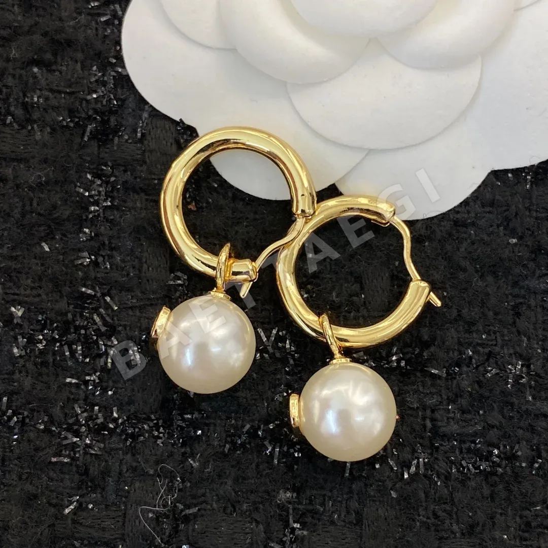 발렌티노 귀걸이 63649 Valentino Earrings 상세 이미지 5