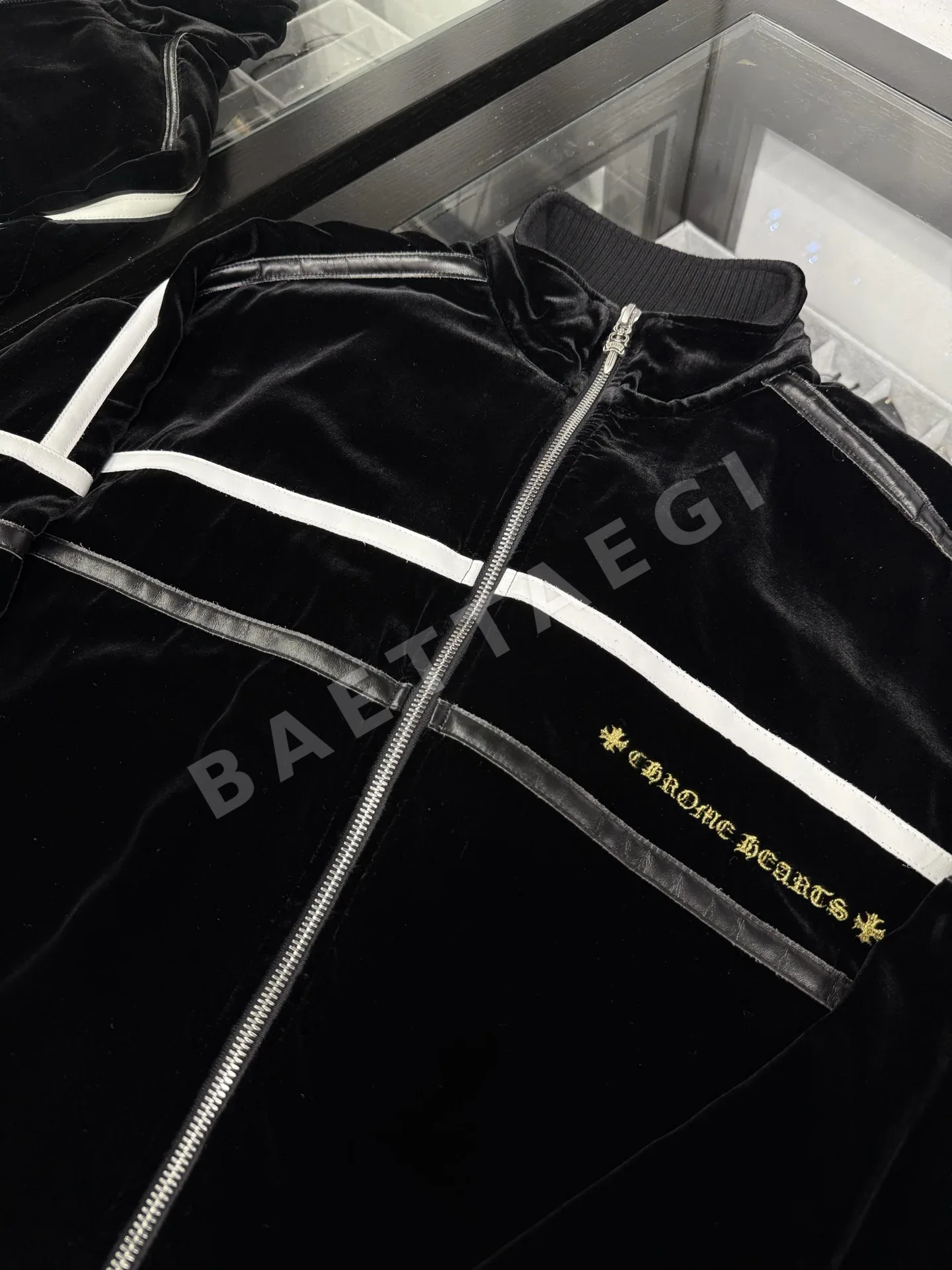 크롬하츠 뉴벨벳 골드라벨 램스킨 패치워크 재킷 상세 이미지 2