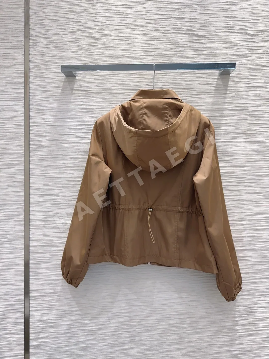 프라다 PR 라펠 후드 여성 자켓 상세 이미지 7