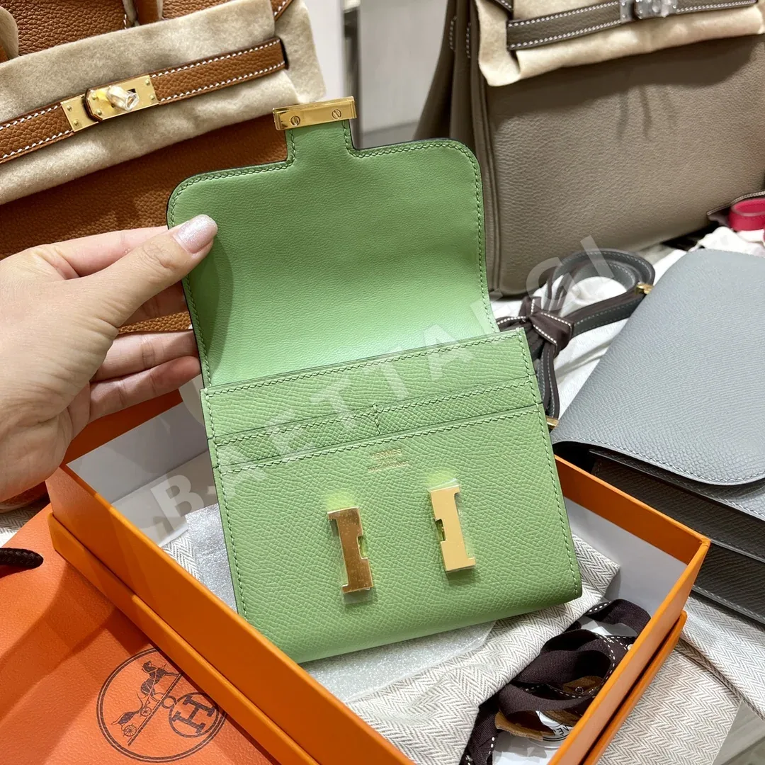 에르메스 콘스탄스 지갑 아보카도 그린 골드 버클 상세 이미지 3