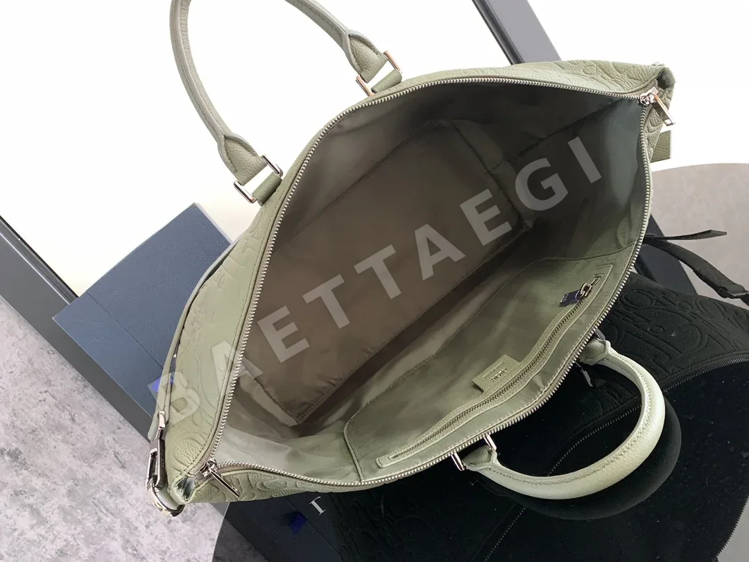 디올 그래비티 프린트 위켄더 가방 상세 이미지 8