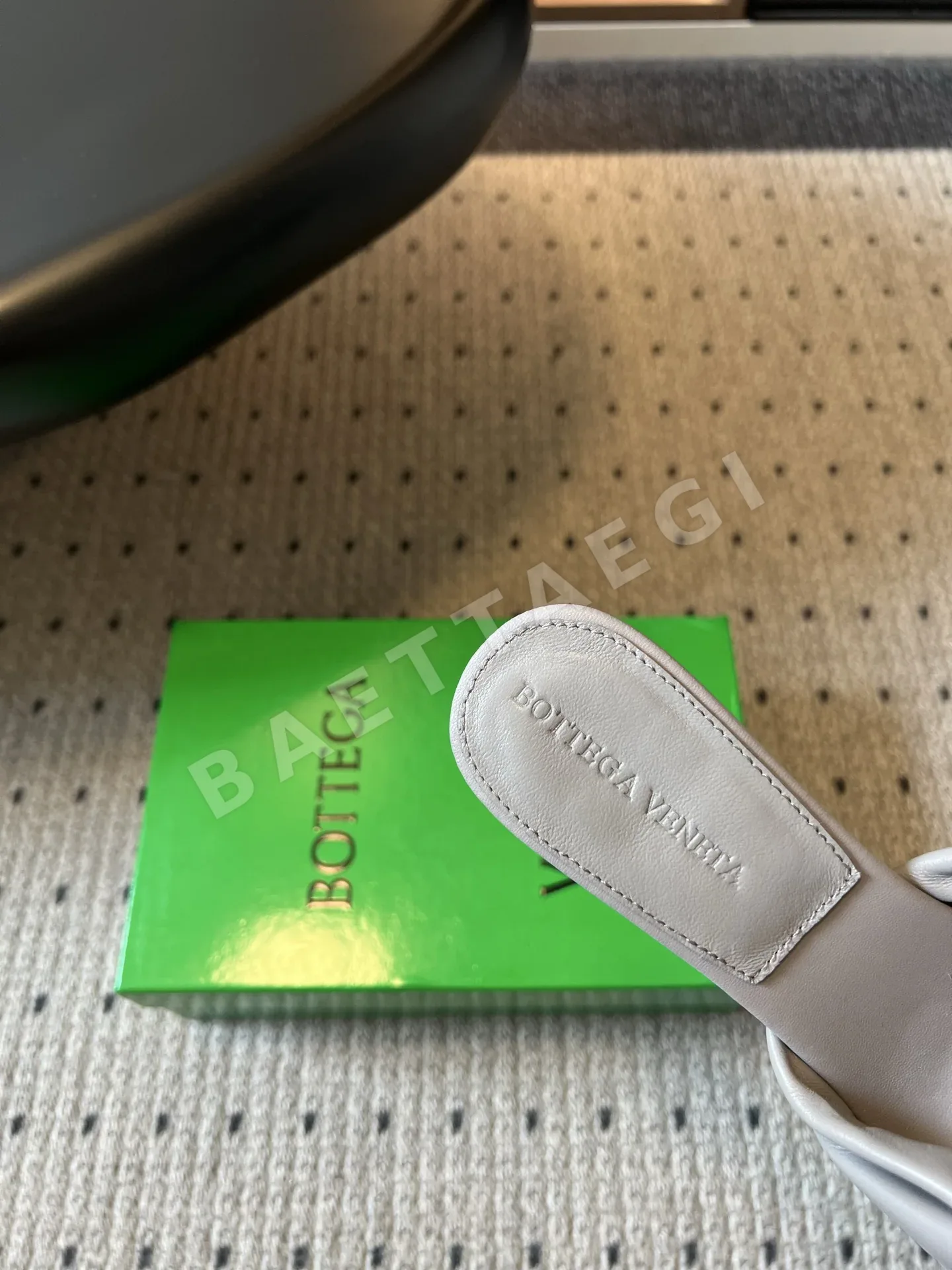 보테가베네타 뉴 트위스트 스트랩 하이힐 샌들 상세 이미지 8