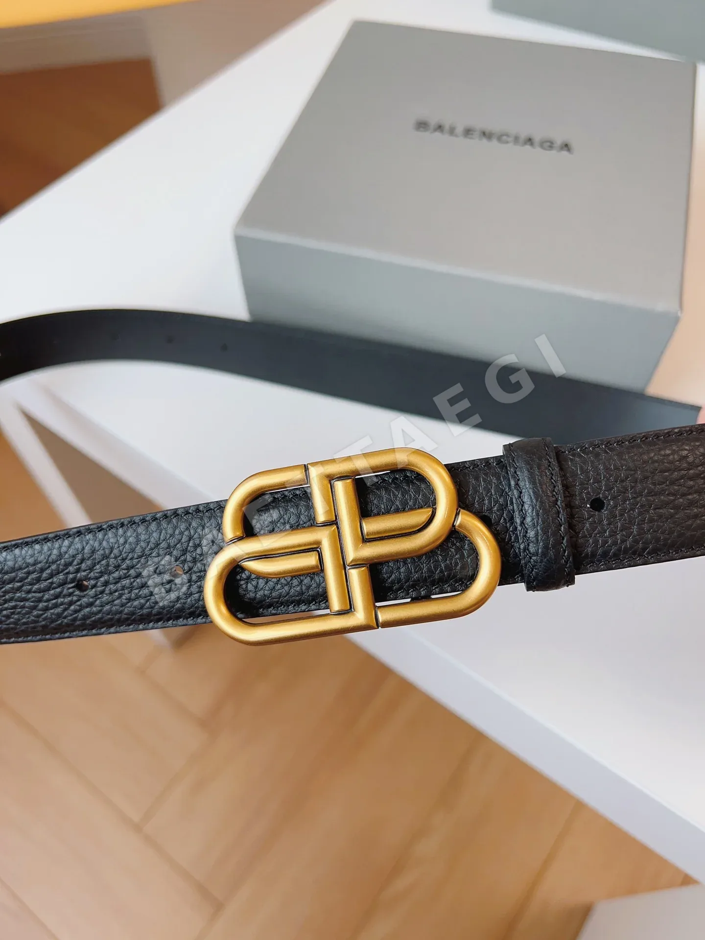 발렌시아가 카프스킨 가죽 벨트 상세 이미지 4