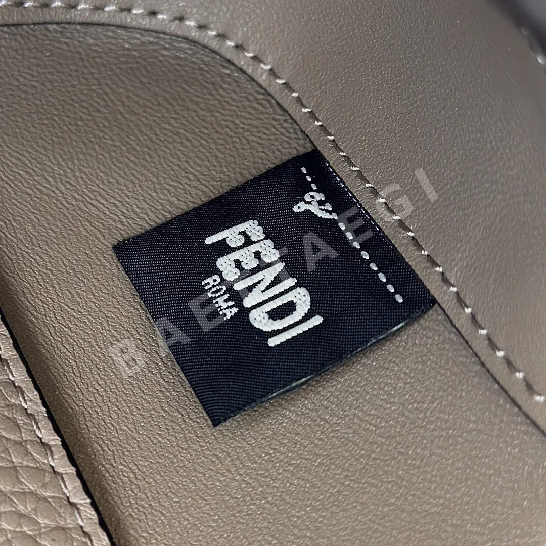 펜디 도브 그레이 소가죽 바게트 백 가방 8610 S8610 S 상세 이미지 7