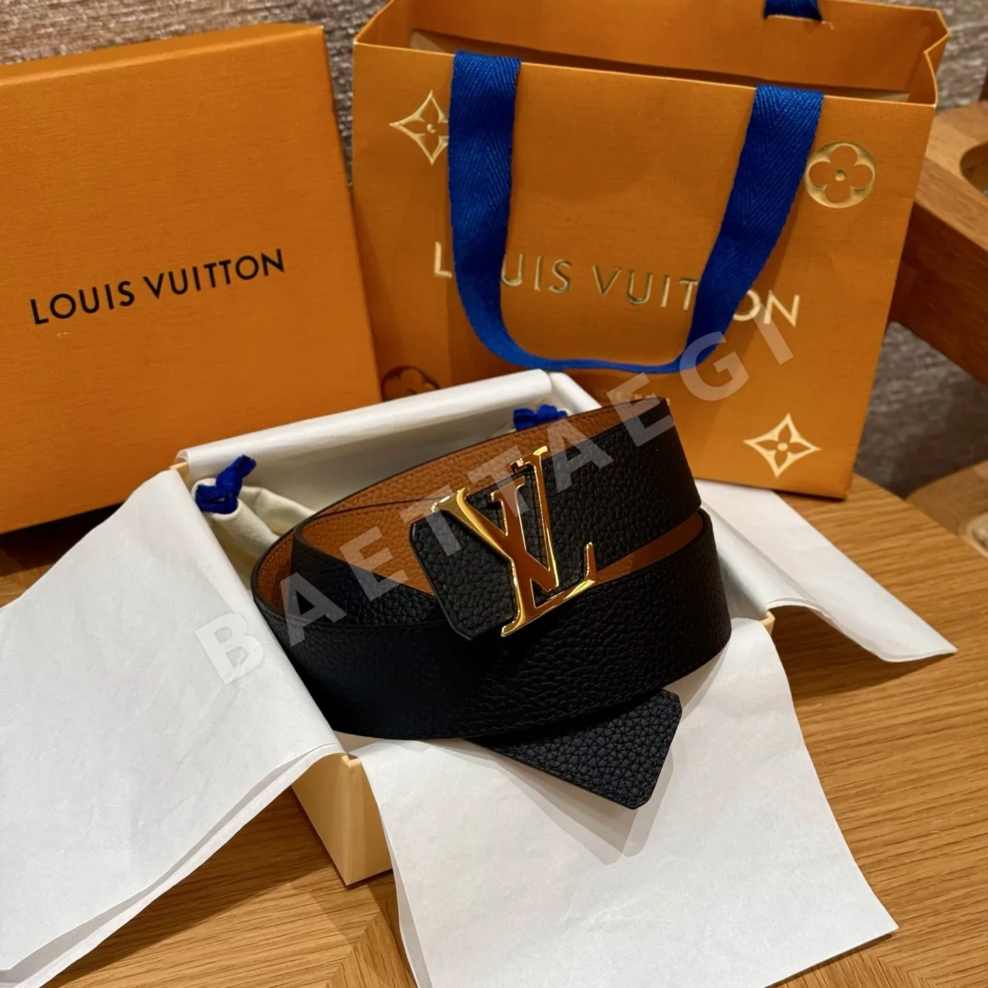 루이비통 트리옹 가죽 남성 리버시블 벨트 172733