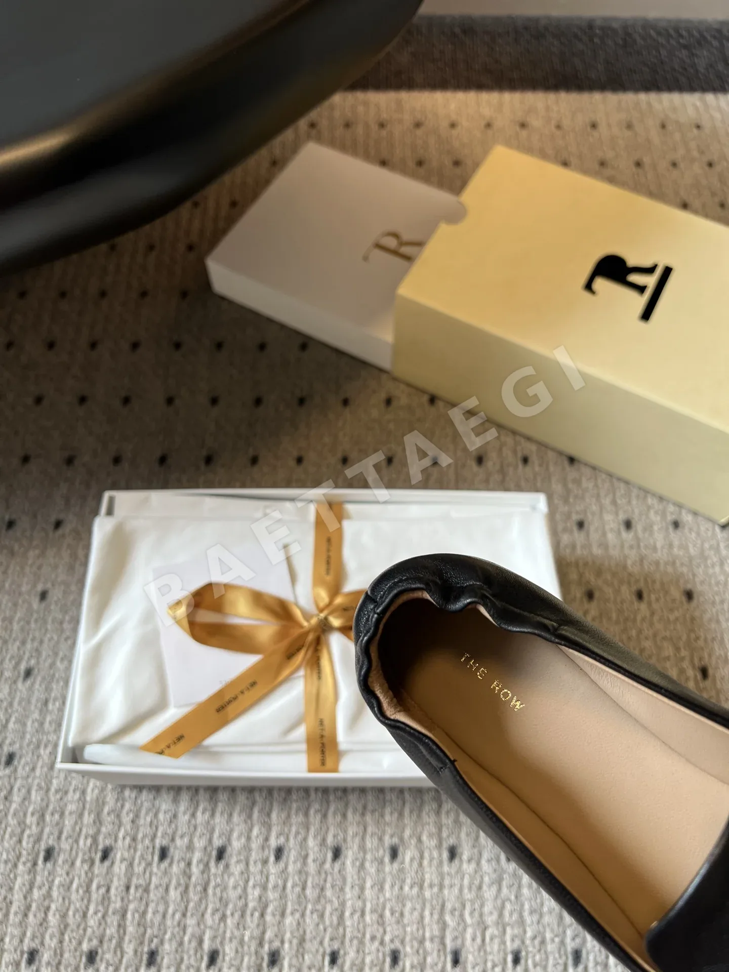 더로우 소프트 가죽 플랫 로퍼 상세 이미지 8
