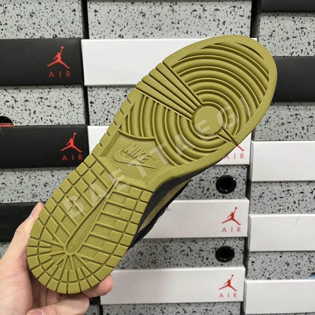 나이키 [M] SB 덩크 로우 HQ8487-300 201047 Nike SB Dunk Low Supreme 94 Camper Green 상세 이미지 3