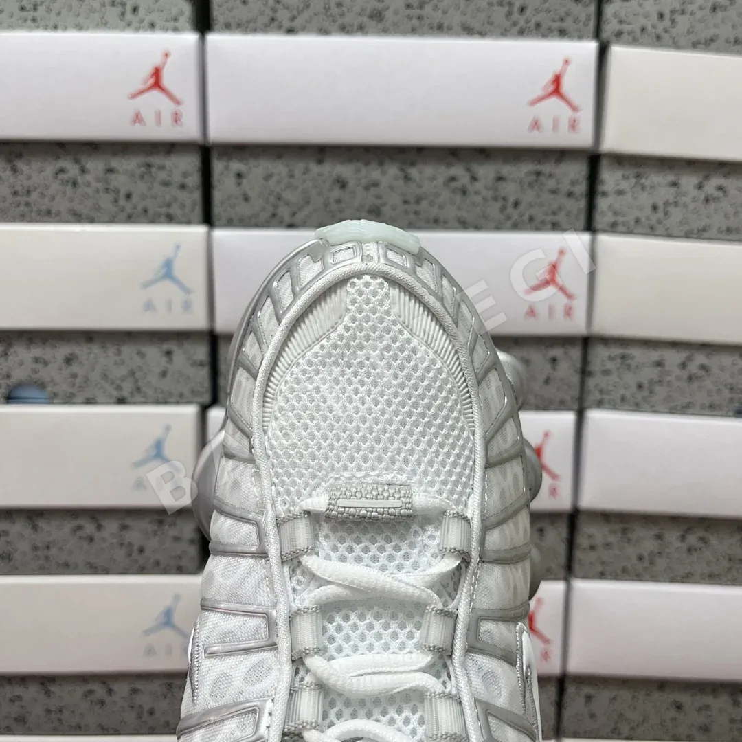 나이키 [WM] 샥스 TL AV3595-003 201131 Nike Shox TL 상세 이미지 9