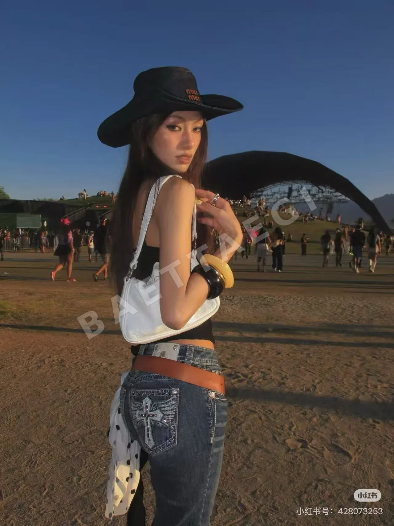크롬하츠 붐붐 화이트 치킨 너겟 가방 상세 이미지 8