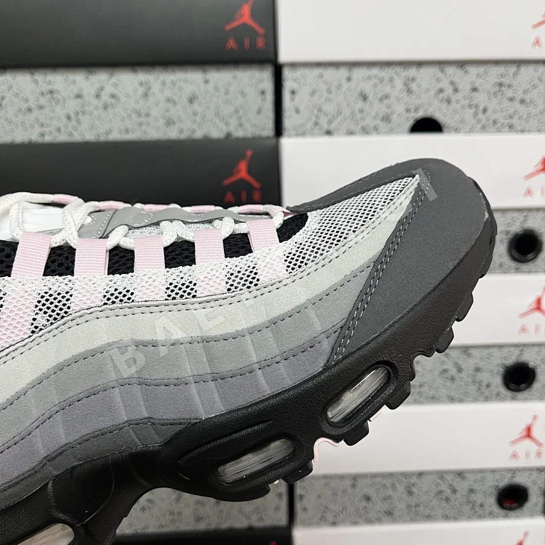 나이키 [GX] 에어 맥스 95 CJ0588-001 201230 Nike Air Max 95 Gunsmoke Pink Foam 상세 이미지 9