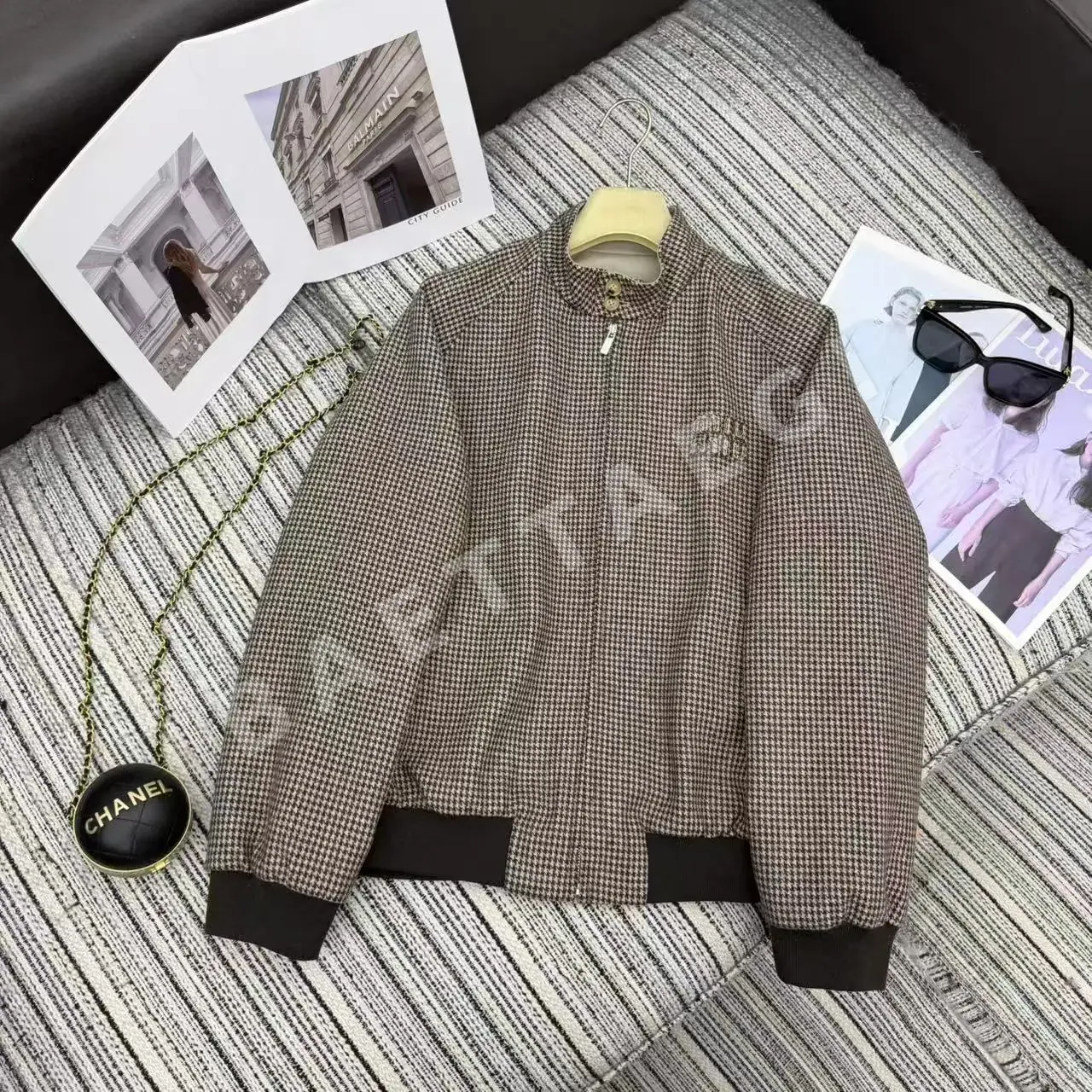 미우미우 양면 하운드투스 여성 자켓 상세 이미지 6