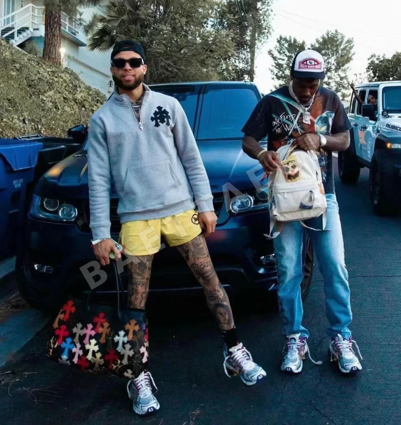 크롬하츠 네이비 멀티컬러 십자 무늬 토트백 상세 이미지 15