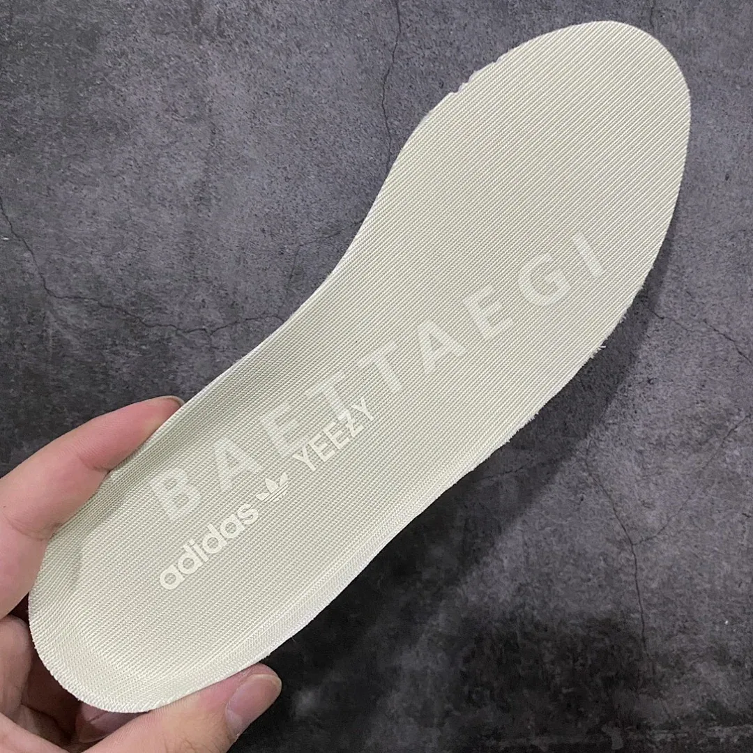 아디다스 이지 350 F36980 200668 Adidas Yeezy 350 상세 이미지 12