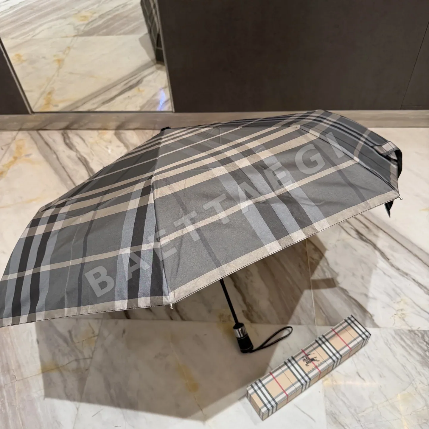 버버리 우산 85476 Burberry Umbrella 상세 이미지 8
