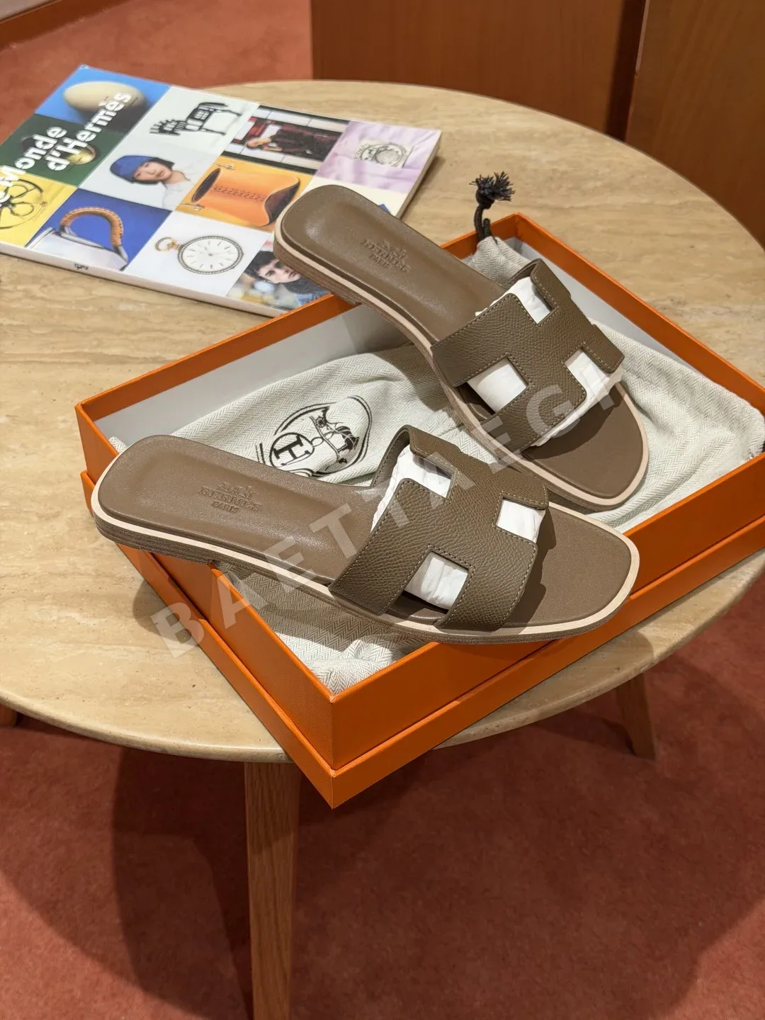 에르메스 오란 샌들 Calfskin H 컷아웃 상세 이미지 2