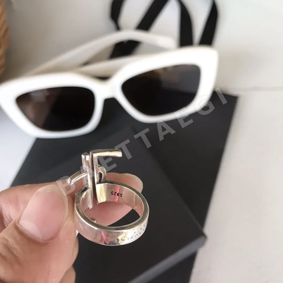 생로랑 YSL 로고 스털링 실버 반지 상세 이미지 7