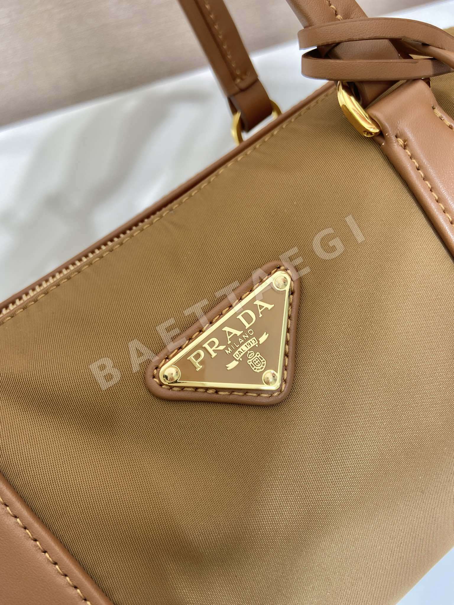 프라다 락백 나일론 핸드백 1BB127 상세 이미지 7
