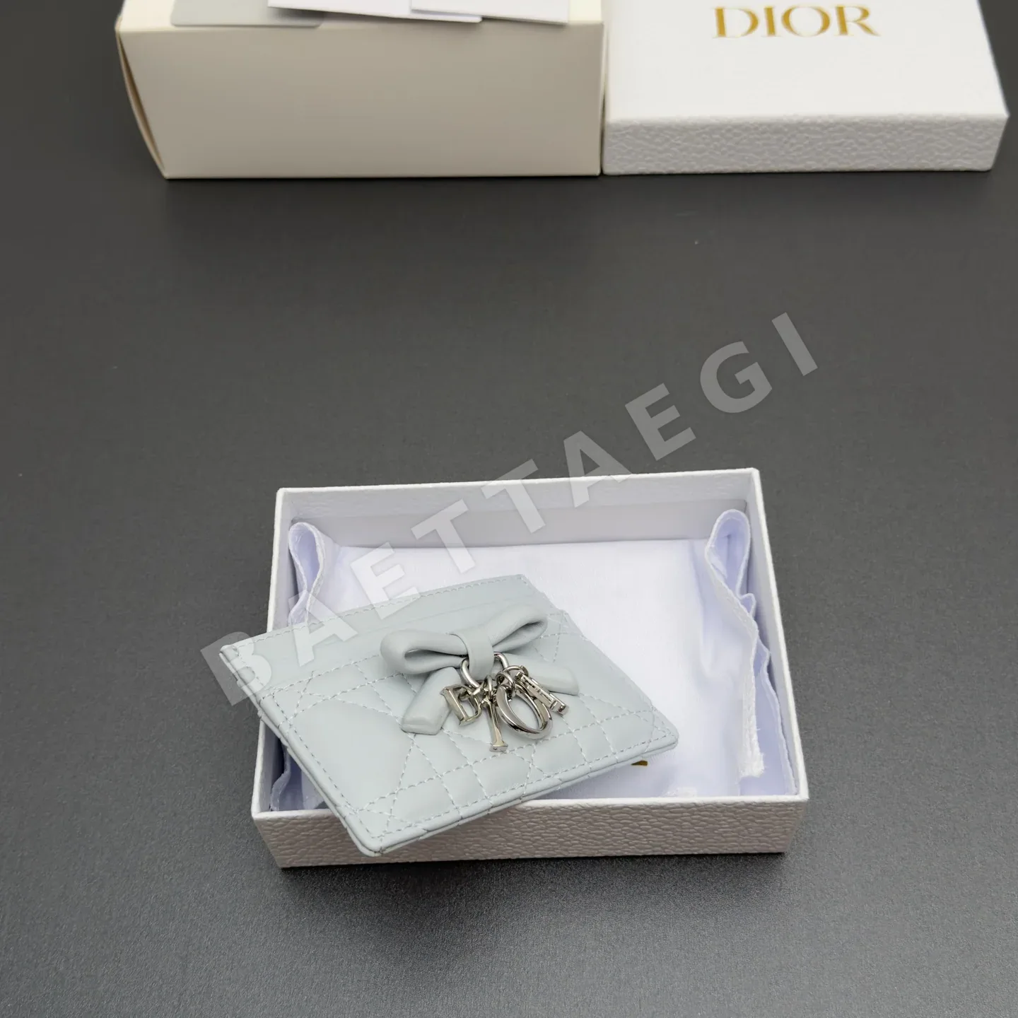 디올 램스킨 카나쥬 리본 카드홀더 지갑 S2604 상세 이미지 6