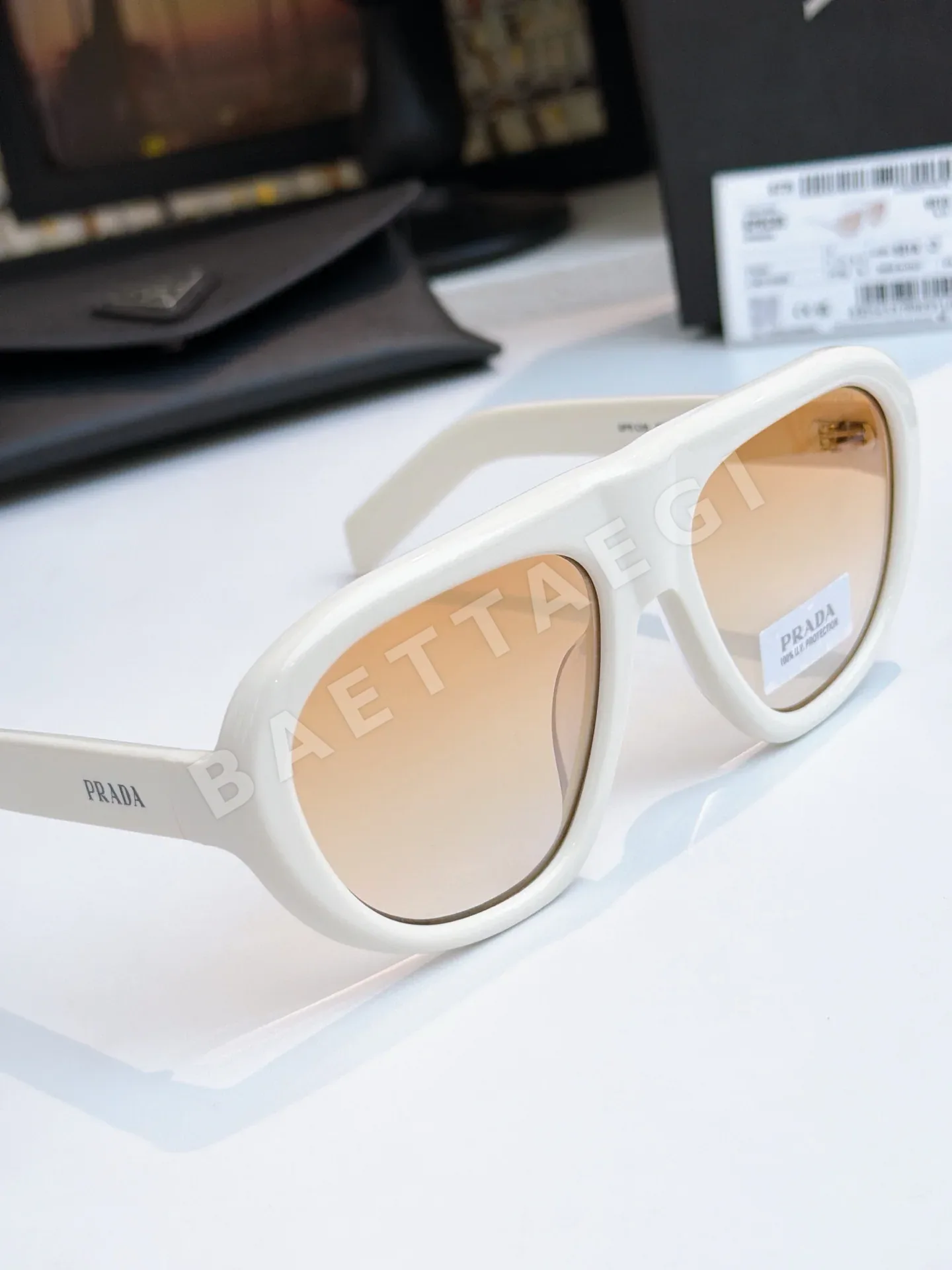 프라다 선글라스 56526 Prada Sunglasses 상세 이미지 8