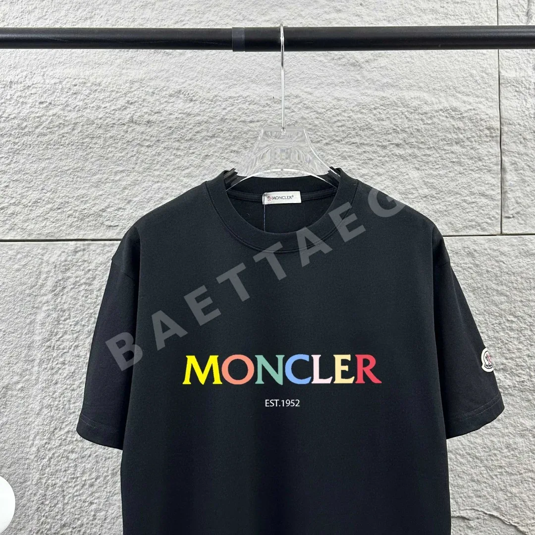 몽클레르 레터 프린트 코튼 반팔 티셔츠 남여공용 상세 이미지 3