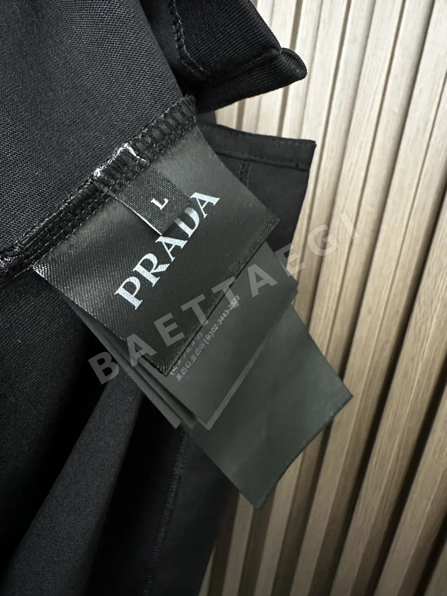 프라다 오리지널 면 크루넥 반팔 티셔츠 상세 이미지 9