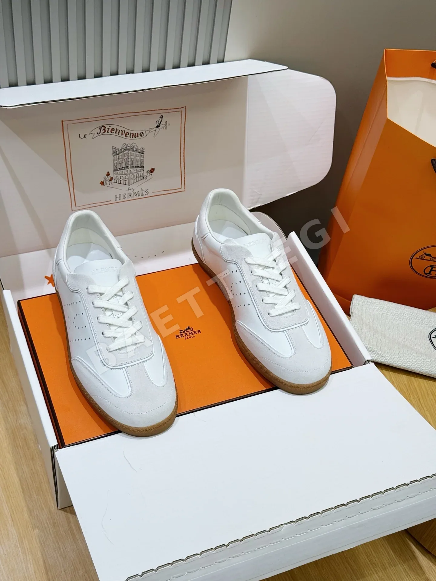 에르메스 매치 스니커즈 154356