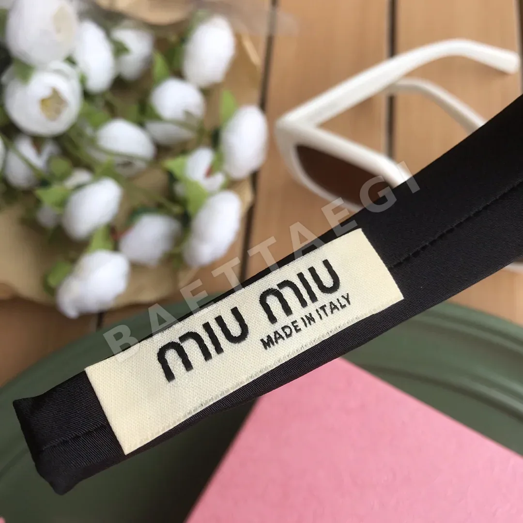 미우미우 금속 장식 헤어밴드 상세 이미지 7