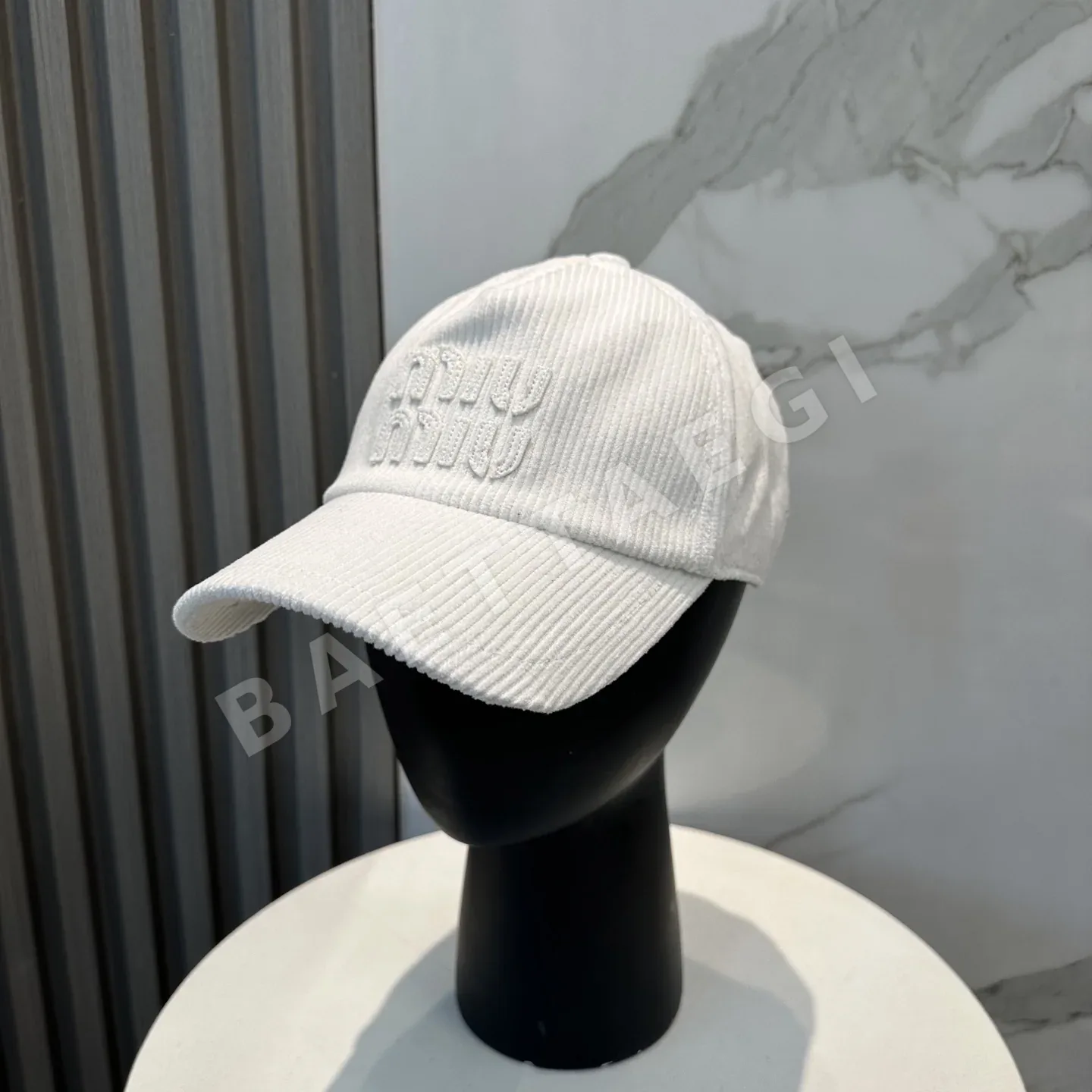 미우미우 코듀로이 야구모자 118841