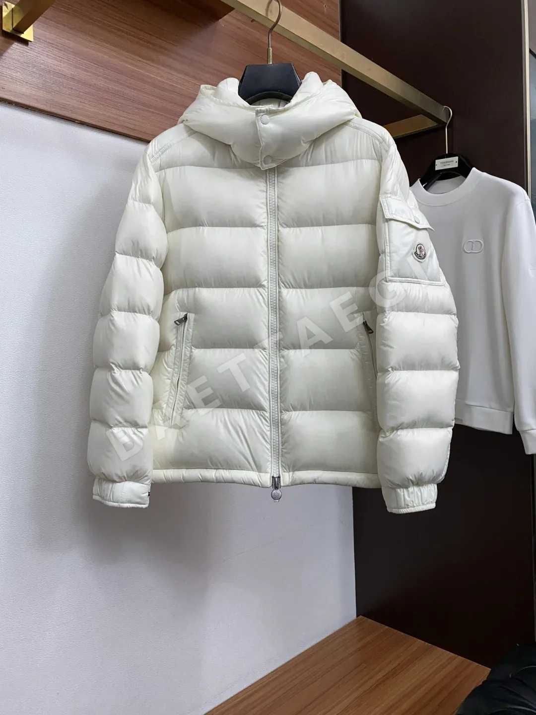 몽클레르 마야(Moncler Maya) 후드 쇼트 다운 자켓 169505