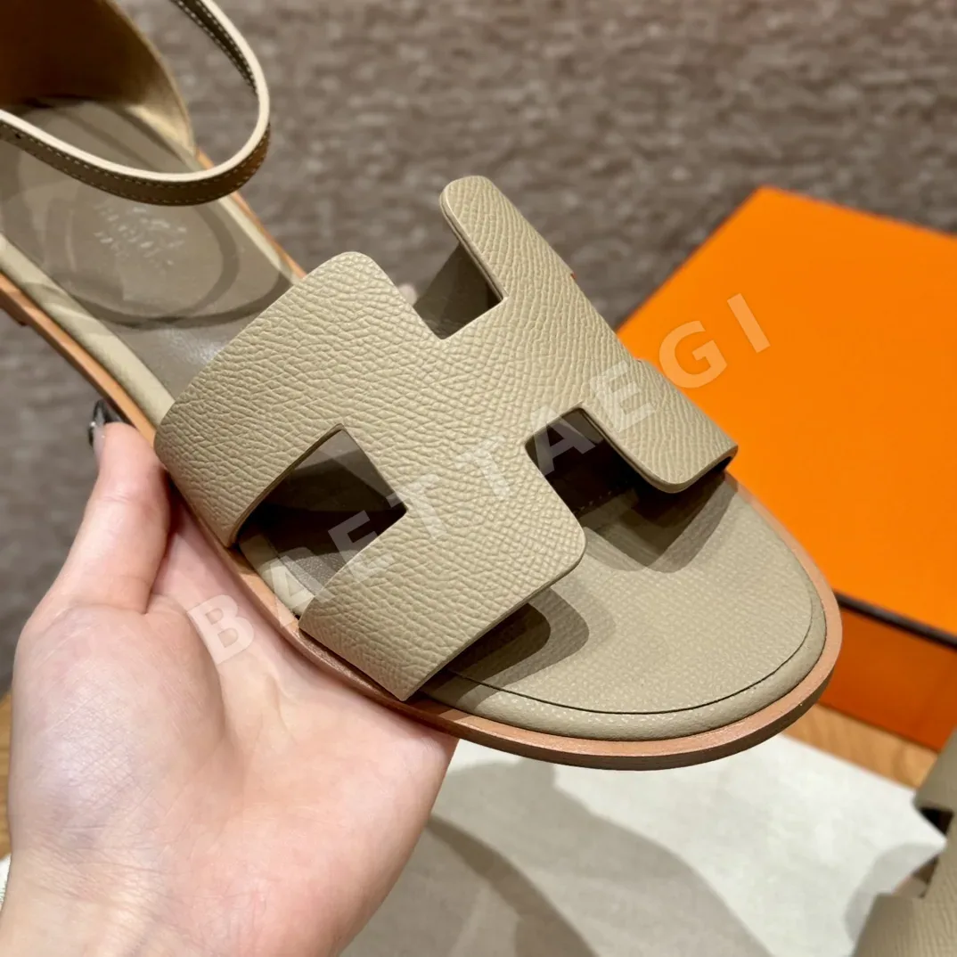 에르메스 산토리니 샌들 8559