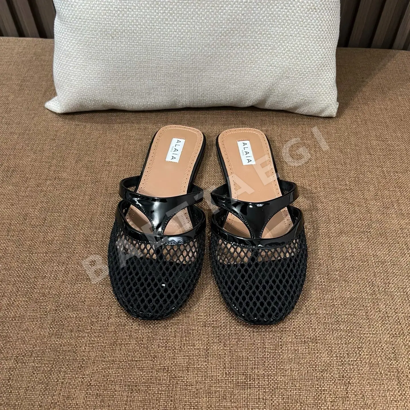알라이아 중공 메시 플랫 뮬 상세 이미지 3