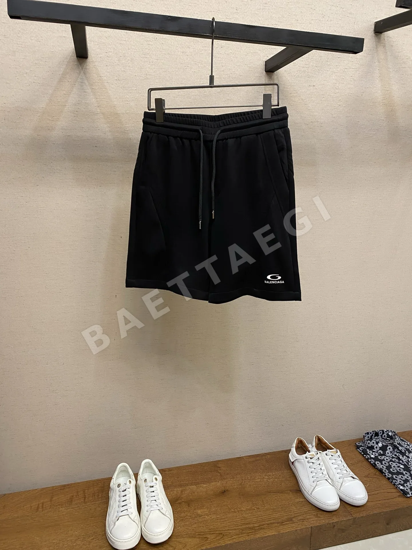 발렌시아가 남성 캐주얼 반바지 135472