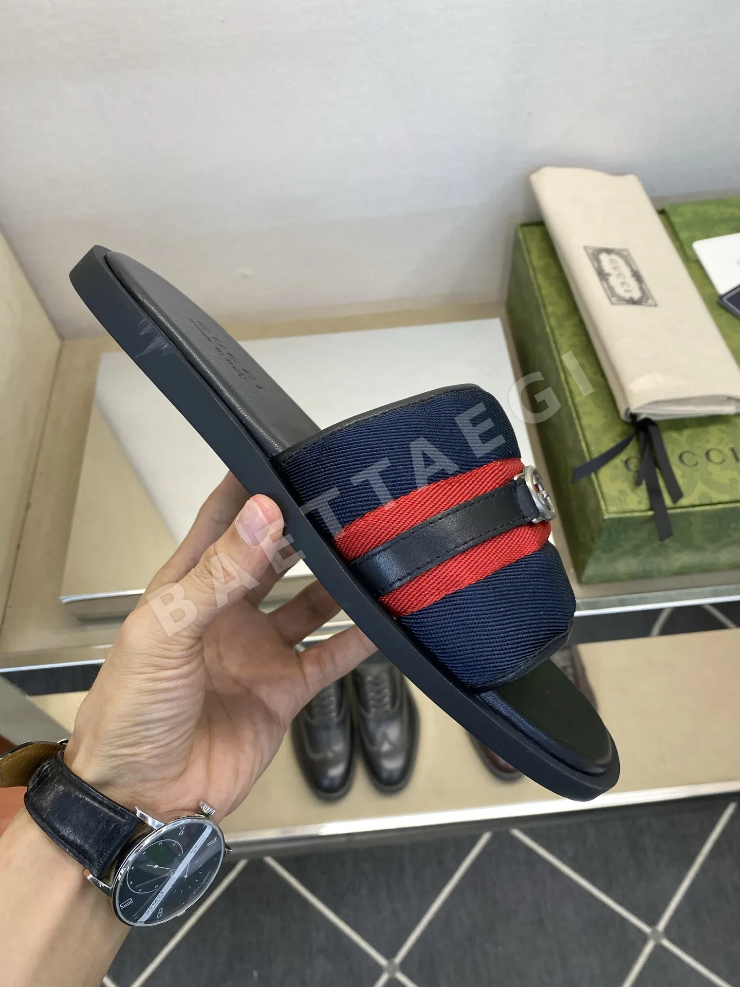 구찌 더블 G 자수 캔버스 남성 슬리퍼 상세 이미지 6
