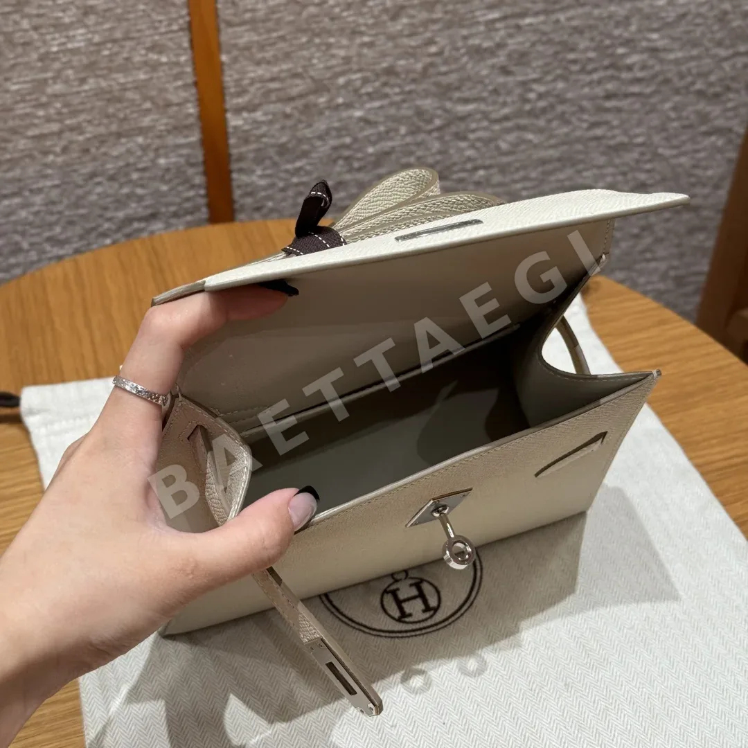 에르메스 켈리 밀크셰이크 화이트 가방 상세 이미지 7