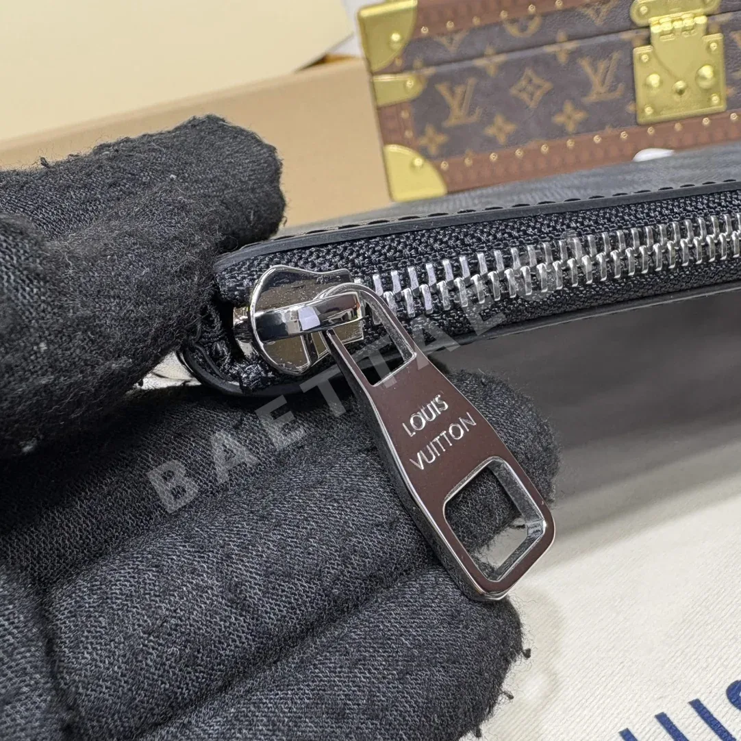 루이비통 포쉐트 아폴로 클러치백 M62291 상세 이미지 5