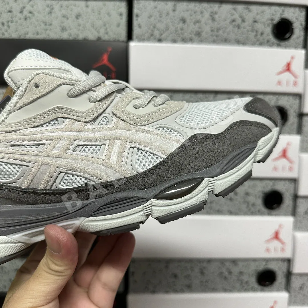 아식스 [M] 젤 NYC 1203A383-026 200494 Asics Gel-NYC Cloud Grey Cement Grey 상세 이미지 2