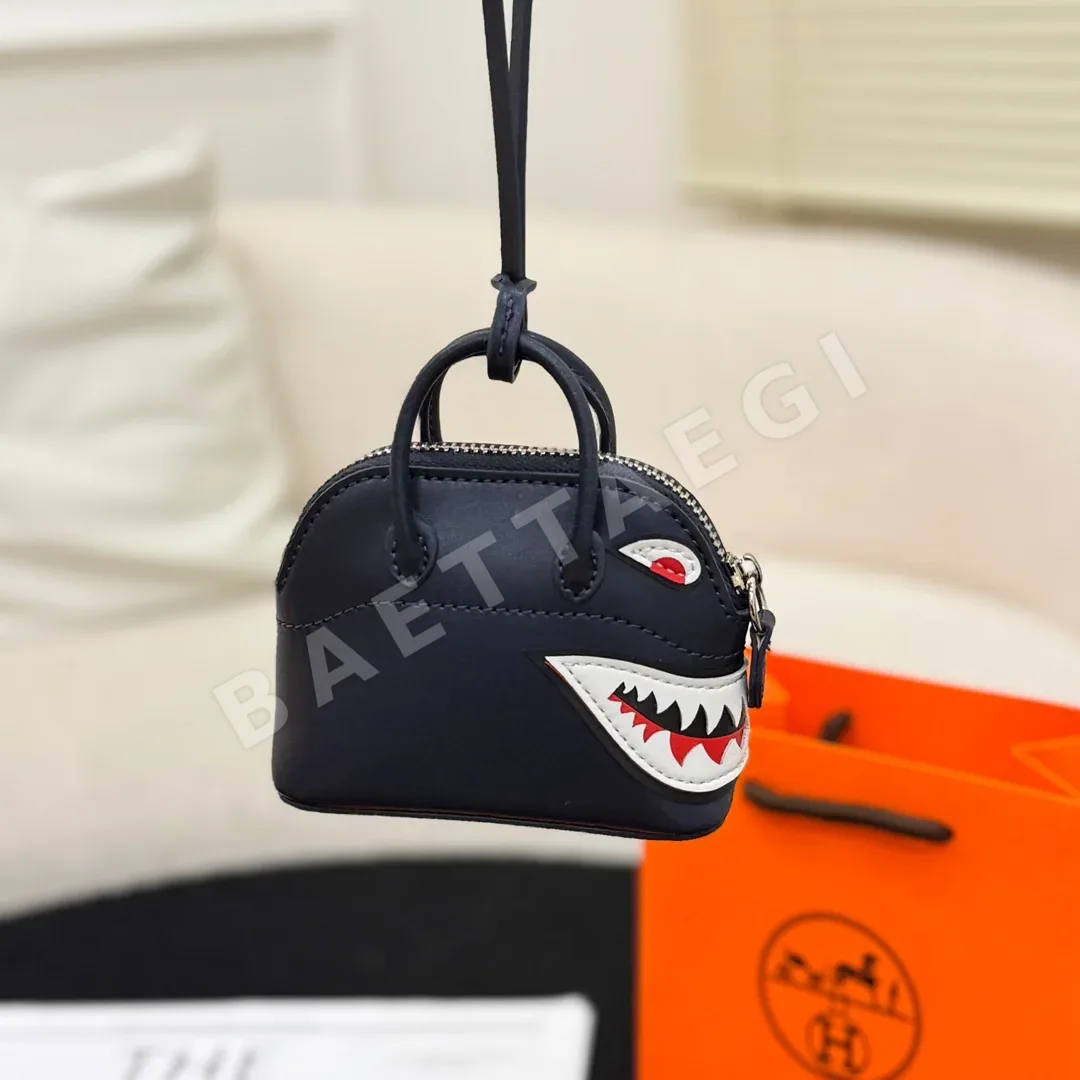 에르메스 보리드 샤크 미니 쉘 키링 155851