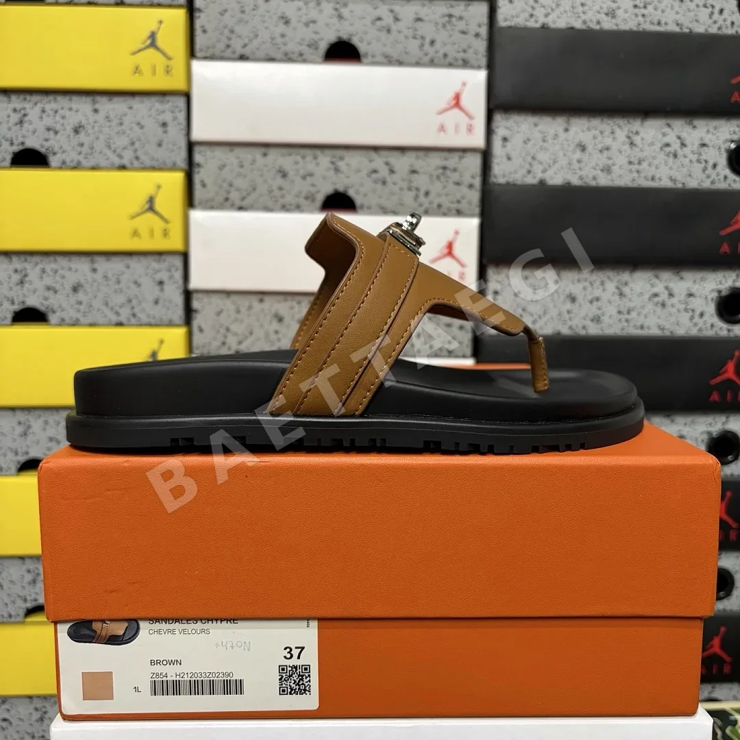 에르메스 [YX] 오렌지 205765 Hermes Chypre Sandal