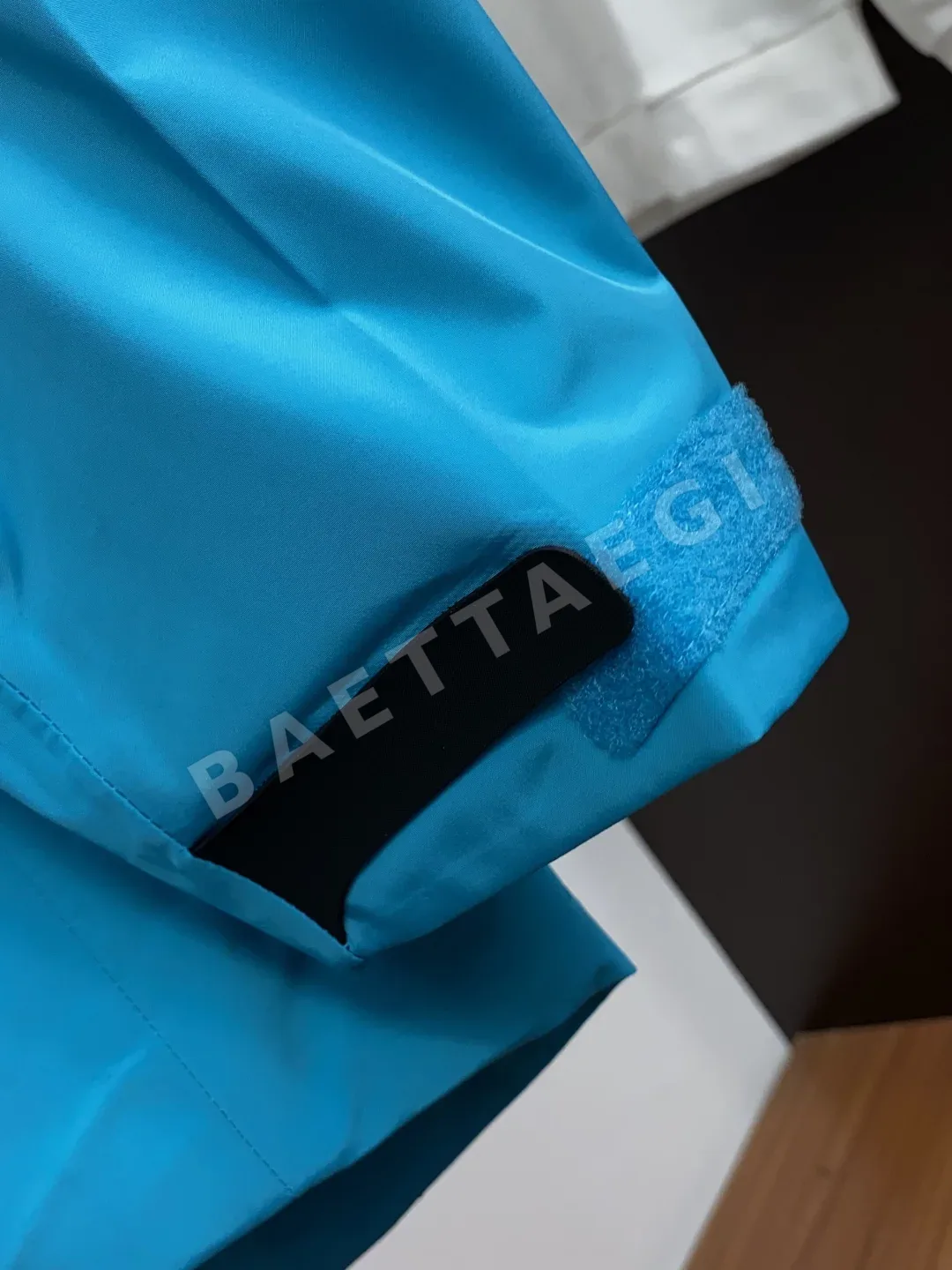 아크테릭스 아르파 SV GORE-TEX 방수 후드 자켓 상세 이미지 5