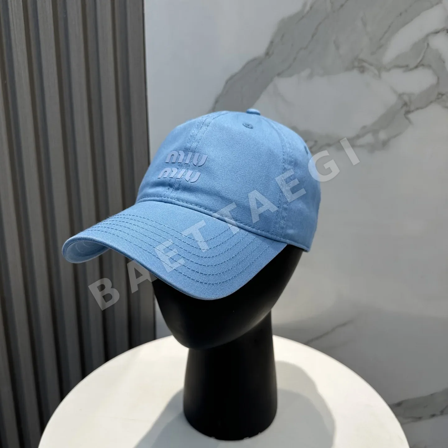 미우미우 캔디 컬러 베이스볼 캡 185821